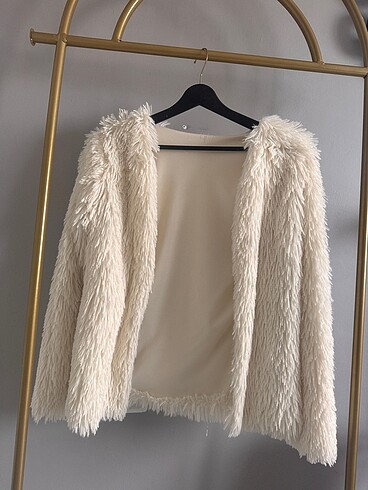 PELUŞ CEKET