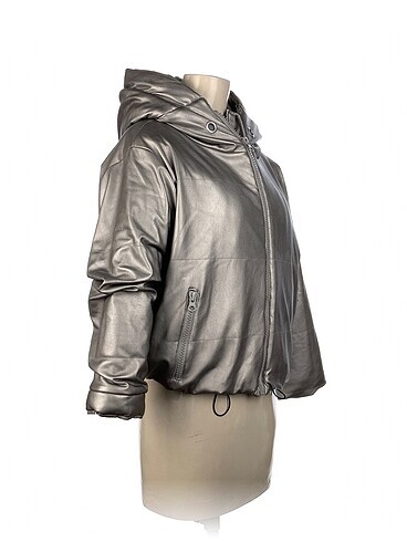 Diğer PreLoved Mont %70 İndirimli.
