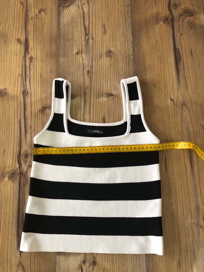 Siyah Beyaz Çizgili Crop Top - Görsel 5