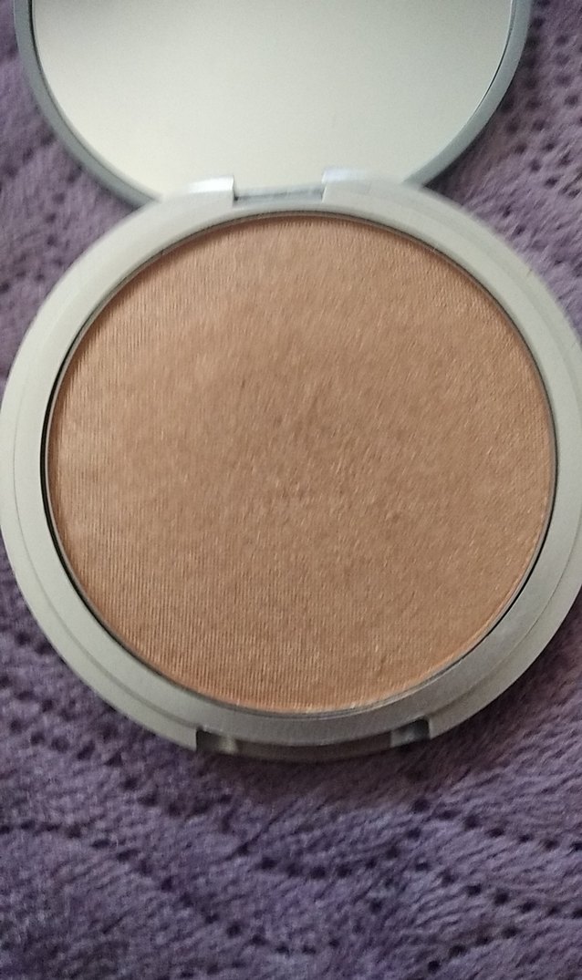 Bonnie-Lou Manizer Aydınlatıcı ve Gölgelendirici - Görsel 3