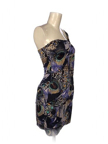 Diğer PreLoved Kısa Elbise %70 İndirimli.