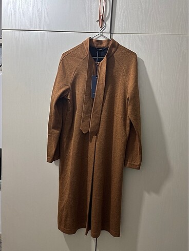 Etiketli tunik