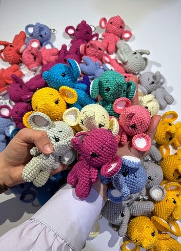 Amigurumi fil anahtarlık - Görsel 4