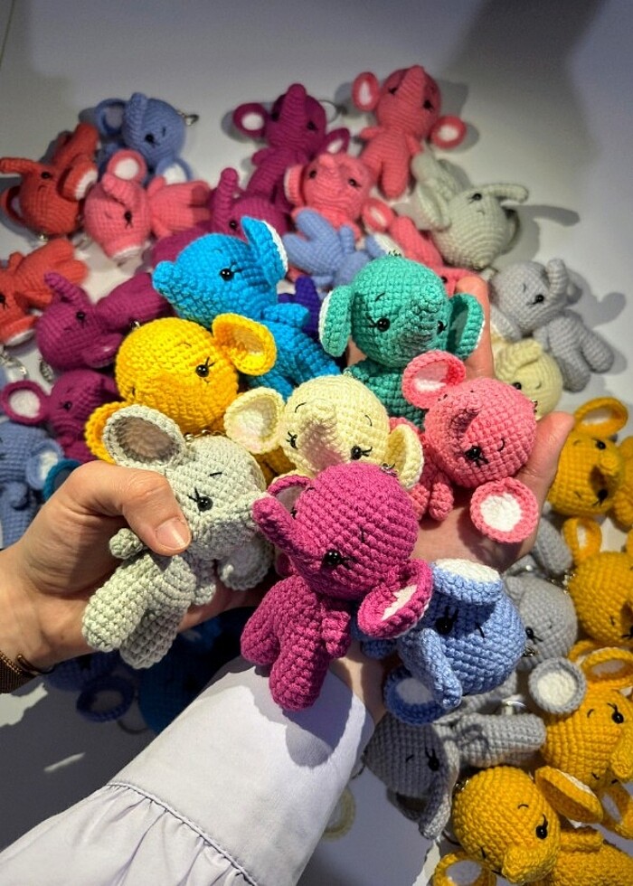 Amigurumi fil anahtarlık - Görsel 3