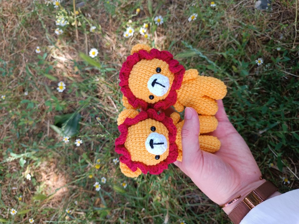 GS'li aslan amigurumi anahtarlık - Görsel 4