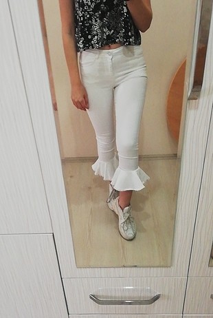 34 Beden beyaz Renk beyaz pantolon 
