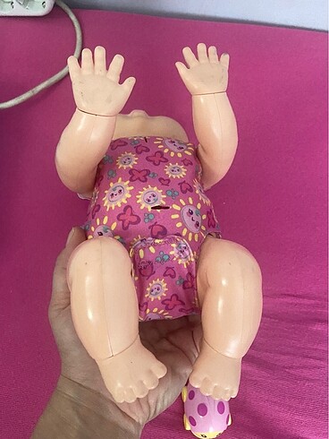 Emekleyen bebek - Görsel 5