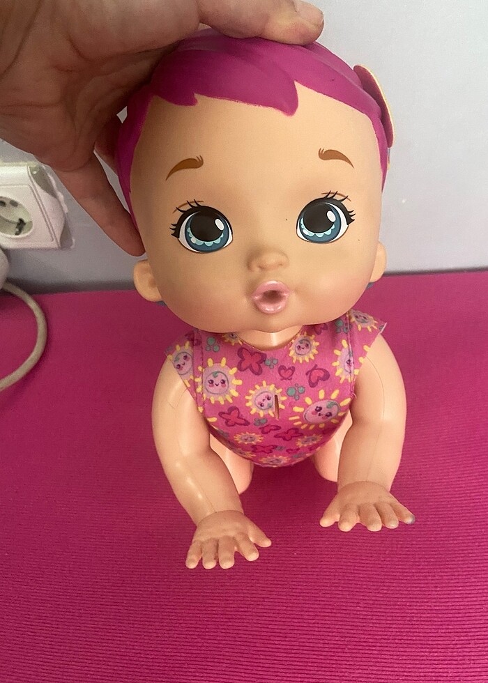 Emekleyen bebek - Görsel 2