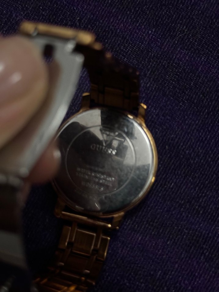 Guess Kadın Klasik Altın Renk Kol Saati - Görsel 2