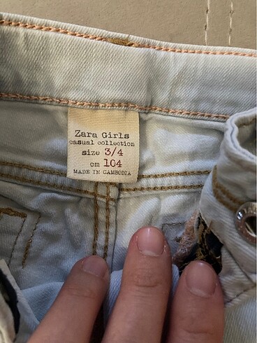 4 Yaş Beden Zara yırtık eskitme modelli kot şort