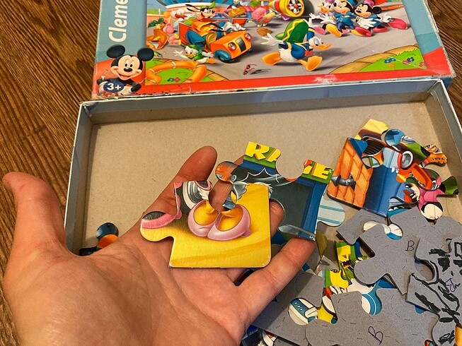 Clementoni Clementoni 2li 20şer parçalı puzzle yapboz mickey mouse ve arkad