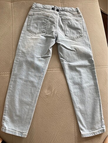 5 Yaş Beden mavi Renk Lc waikiki 5-6 yaş beli ayarlanabilir açık mavi kot pantolon