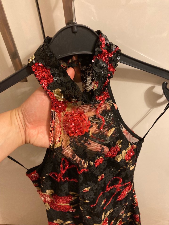 Pullu tüllü kısa Elbise - Görsel 4