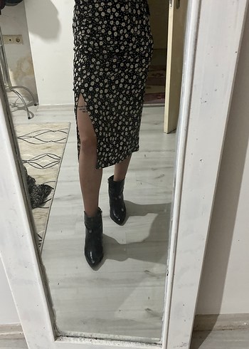 Siyah Çiçekli Uzun Kadın Midi Etek - Görsel 3