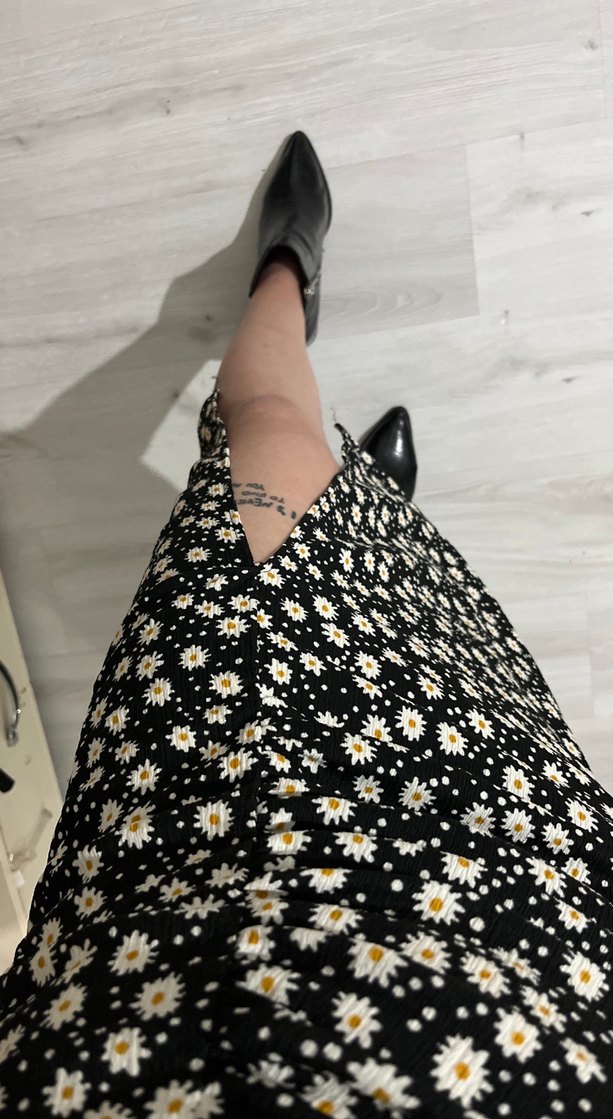 Siyah Çiçekli Uzun Kadın Midi Etek - Görsel 4