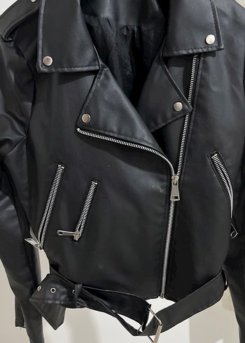 Kadın Siyah Kemerli Deri Biker Ceket - Görsel 4