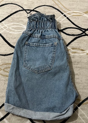 Bol Kesim Kemerli Kadın Kot Şort - Görsel 3