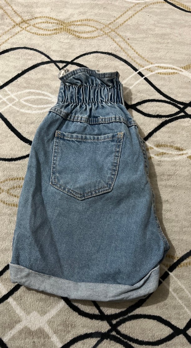 Bol Kesim Kemerli Kadın Kot Şort - Görsel 3