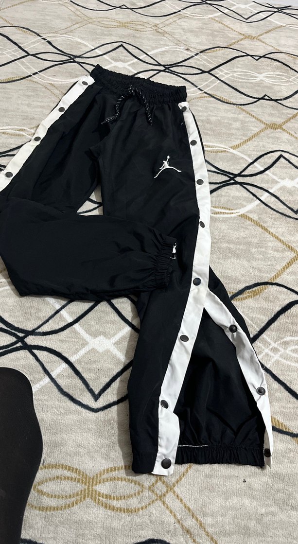 Kadın Siyah Düğmeli Spor Pantolon - Görsel 3