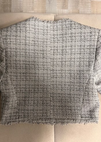 İnci Grisi Düğme Detaylı Vatkalı Tüvit Ceket  - Görsel 6