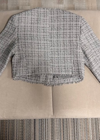 İnci Grisi Düğme Detaylı Vatkalı Tüvit Ceket  - Görsel 4