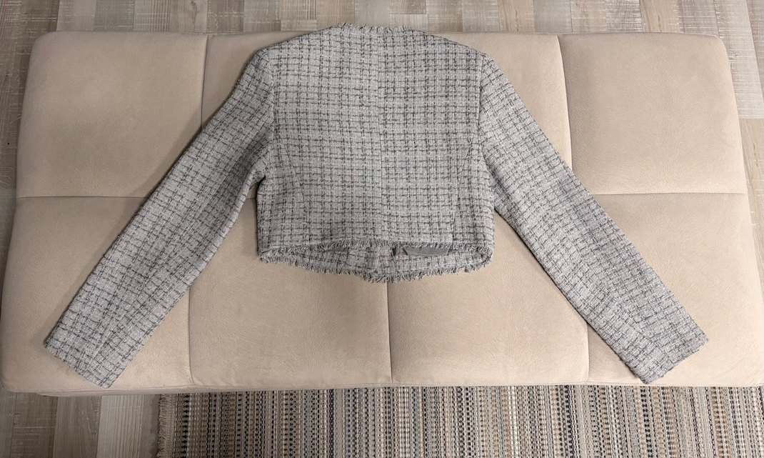 İnci Grisi Düğme Detaylı Vatkalı Tüvit Ceket  - Görsel 4