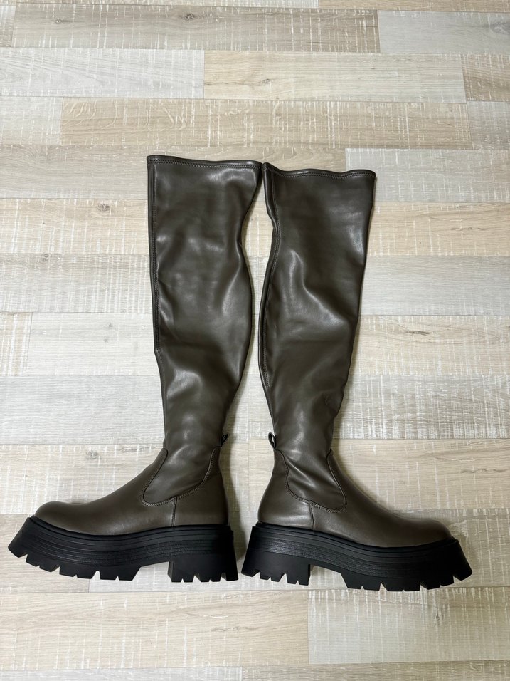 Pull and Bear Haki Kalın Tabanlı Çizme - Görsel 4