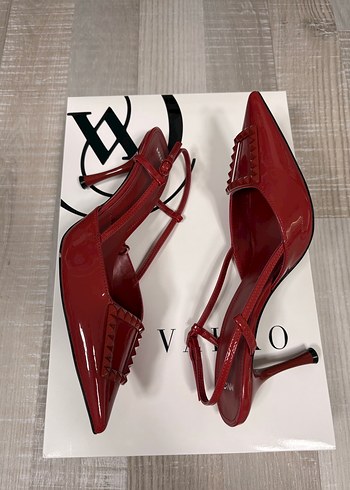 Mango Kırmızı Tokalı Stiletto Topuklu Ayakkabı - Görsel 10