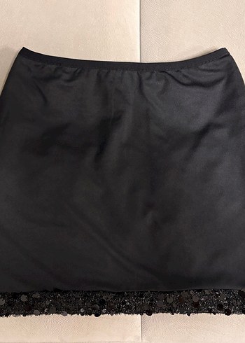 Siyah Pullu Payet Etek - Görsel 6