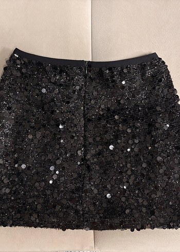 Siyah Pullu Payet Etek - Görsel 3