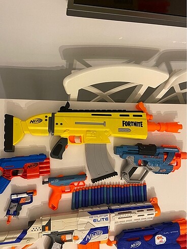  Beden Renk Nerf oyuncak silah
