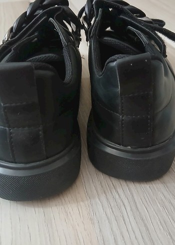 Siyah Zincir Tokalı Goth Stiletto Topuklu Sneakers - Görsel 5