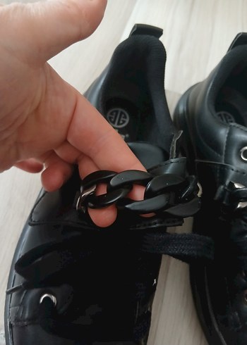 Siyah Zincir Tokalı Goth Stiletto Topuklu Sneakers - Görsel 4