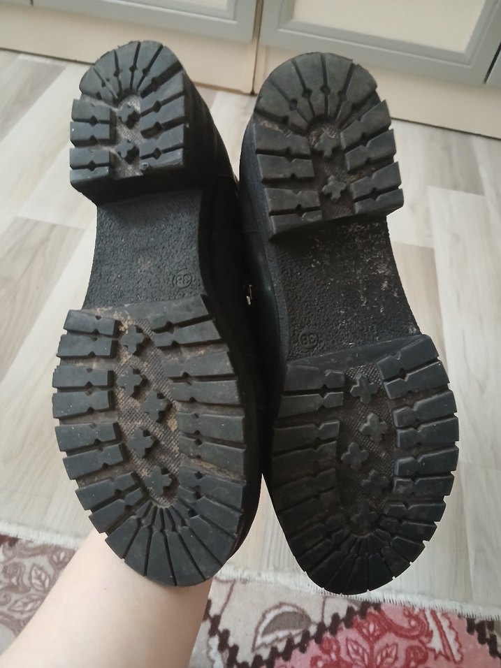 Siyah Gotik Kadın Botları - Görsel 3