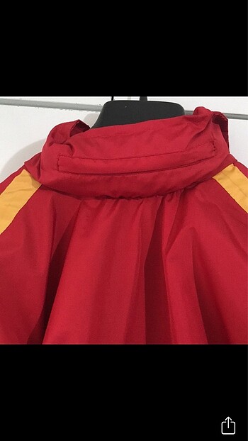 11-12 Yaş Beden kırmızı Renk çocuk spor yagmurluk mont