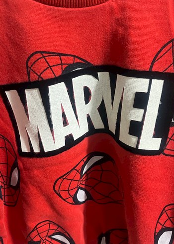 LC Waikiki Marvel Baskılı Kırmızı Erkek Sweatshirt