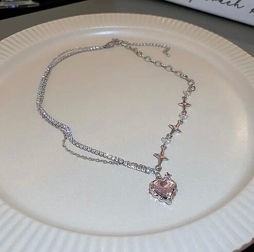 Kalpli pembe taşlı Pinterest kolye
