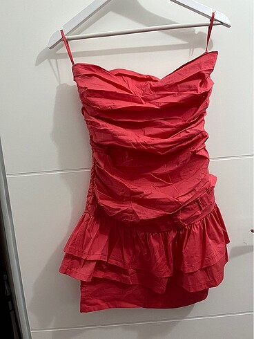 bershka straplez elbise