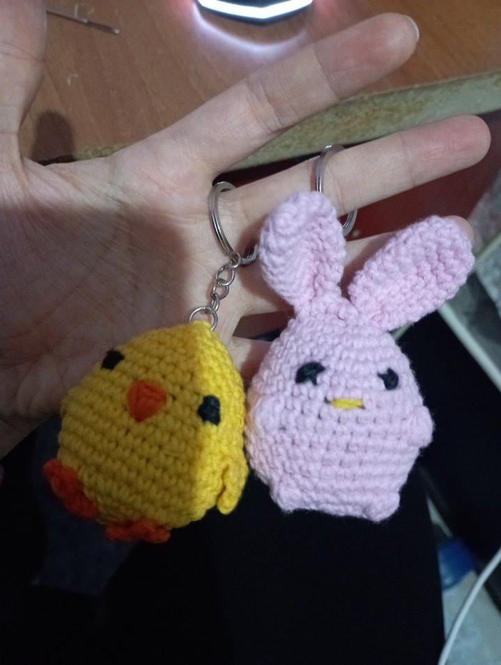 Renkli Örgü Tavşan ve Civciv Anahtarlık - Görsel 2