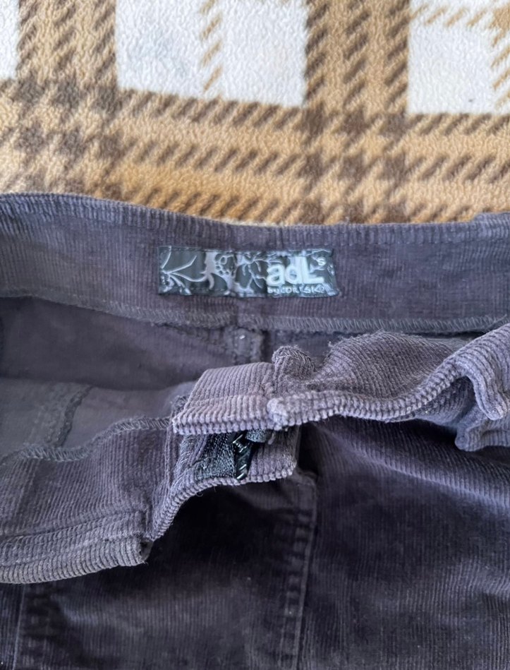 Düğmeli Midi  kadife Etek - Görsel 3