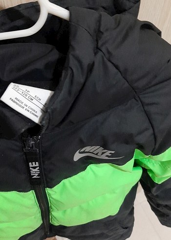 Fermuarlı Yeşil Nike Erkek Çocuk Mont - Görsel 3