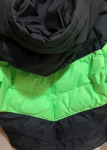 Fermuarlı Yeşil Nike Erkek Çocuk Mont - Görsel 8