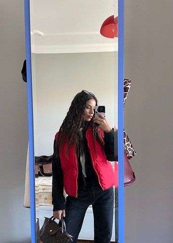 Zara Kırmızı şişme yelek