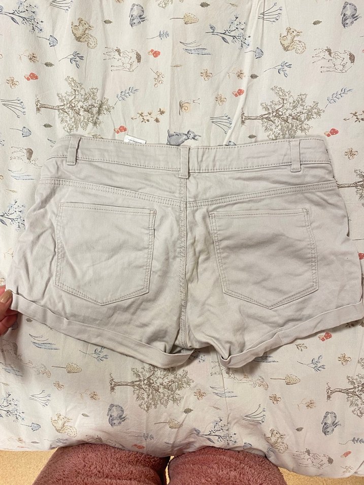 H&M Bej Kadın Mini Şort - Görsel 3