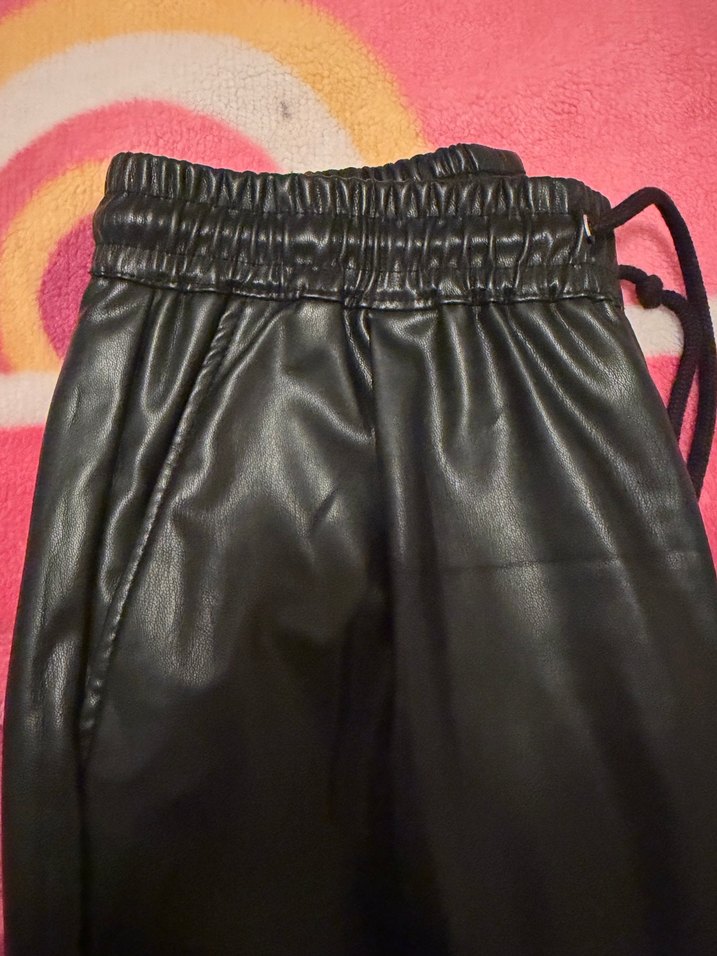 Siyah Deri Kadın Rahat Kesim Pantolon - Görsel 3