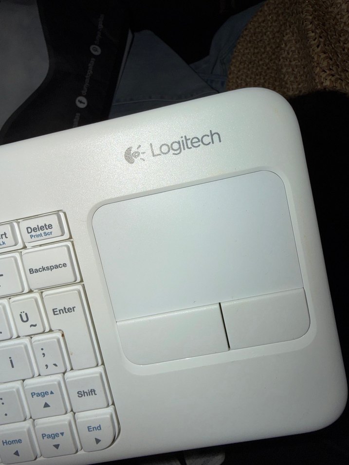 Logitech Kablosuz Dokunmatik Klavye Beyaz - Görsel 3