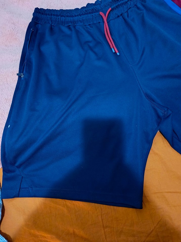 Lacivert Renkli FC Barcelona Spor Şortu - Görsel 4