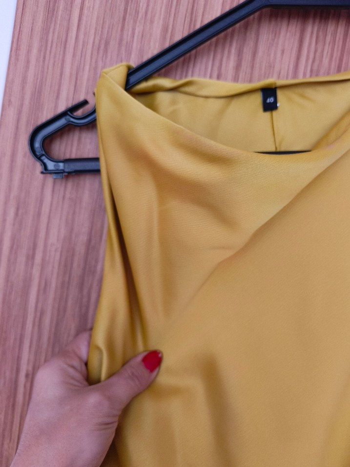 Sarı Drapeli Uzun Kadın Elbise - Görsel 5