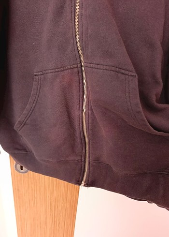 Gri Kapüşonlu Fermuarlı Erkek Polar - Görsel 3