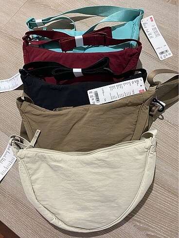 Uniqlo Canta